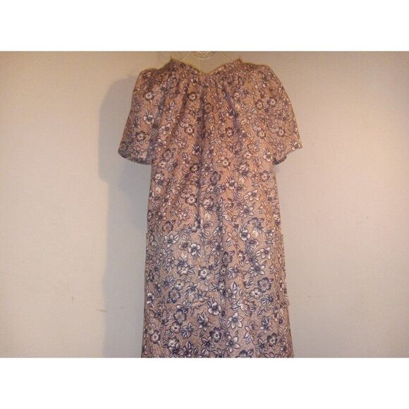 5/$25 60s Size A6 Muumuu House Coat Robe Dress MOD Flower Power Pockets Nightie - Picture 2 of 12